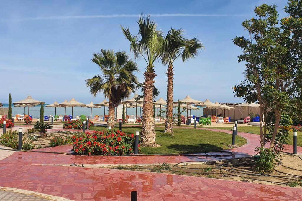 Casablanca Beach Direct Sea View Tow Bedroom Apartment Hurghada Bagian luar foto