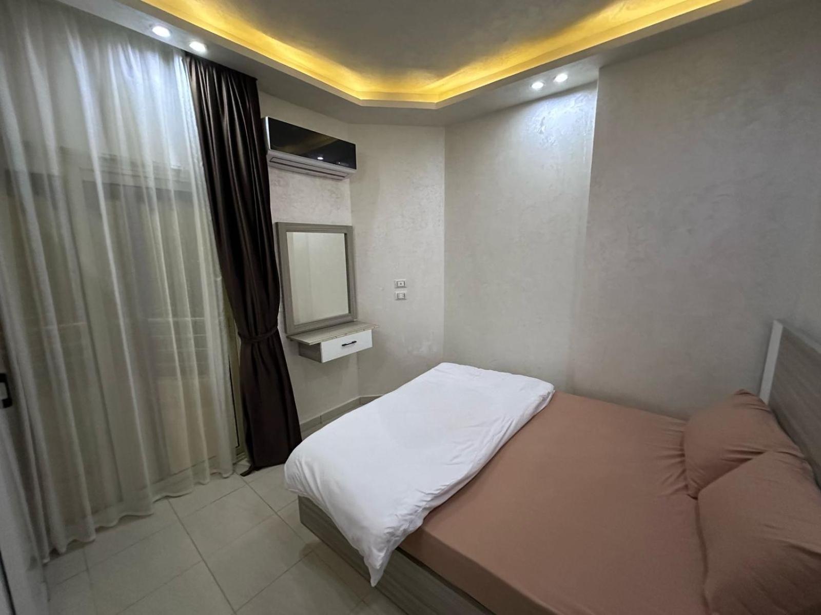 Casablanca Beach Direct Sea View Tow Bedroom Apartment Hurghada Bagian luar foto